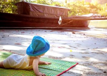 ആറുമാസം പ്രായമുള്ള കുഞ്ഞിനെ കടൽത്തീരത്ത് ഉപേക്ഷിച്ചു; മാതാപിതാക്കളുടെ വിചിത്ര വാദത്തിന് രൂക്ഷവിമർശനം