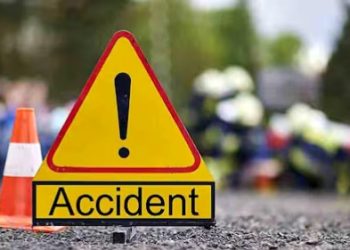 മദ്യപിച്ച് കാറോടിച്ചു; ഡിവൈഡറിൽ കയറിയശേഷം കാൽനടയാത്രക്കാരെ ഇടിച്ചു, 5 പേർ കൊല്ലപ്പെട്ടു