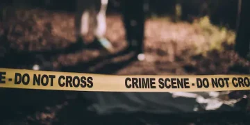 കാലുകൾ ബന്ധിച്ച നിലയിൽ കത്തിക്കരിഞ്ഞ മൃതദേഹം; കൊലപാതകമെന്ന് സംശയം