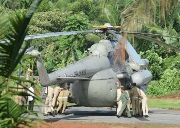 രാഷ്ട്രപതി സഞ്ചരിച്ച ഹെലികോപ്റ്റര് കോണ്ക്രീറ്റില് താഴ്ന്നു, പൊലീസും ഫയര്ഫോഴ്സും ചേര്ന്ന് തള്ളിനീക്കി, സുരക്ഷാ വീഴ്ച