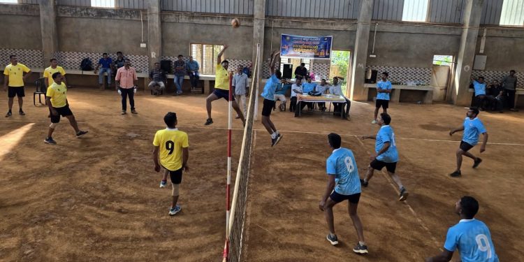 വയനാട് ജില്ലാ പോലീസ് കായികമേള:വോളിബോളിൽ മാനന്തവാടി സബ് ഡിവിഷൻ ചാമ്പ്യന്മാർ