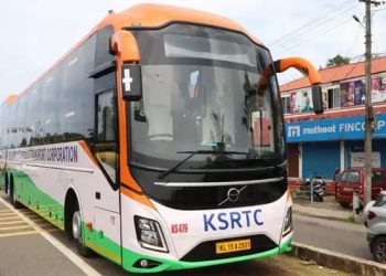 കെഎസ്ആർടിസിയുടെ പുതിയ സ്ലീപ്പർ ബസ് ഉടൻ നിരത്തിലേക്ക്; ടെസ്റ്റ് ഡ്രൈവ് നടത്തി മന്ത്രി ഗണേഷ് കുമാർ