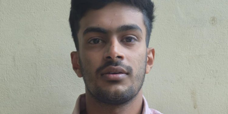 ഓൺലൈനായി ലോൺ നൽകാമെന്ന് വിശ്വസിപ്പിച്ച് പണം തട്ടിയെടുത്തയാൾ പിടിയിൽ