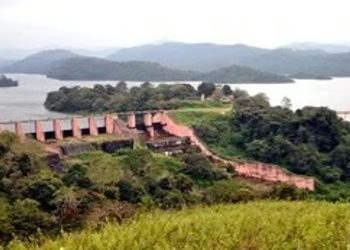 ശക്തമായ നീരൊഴുക്ക്, മുല്ലപ്പെരിയാറില്‍ ജലനിരപ്പ് 140 അടിയായി; മുന്നറിയിപ്പ്