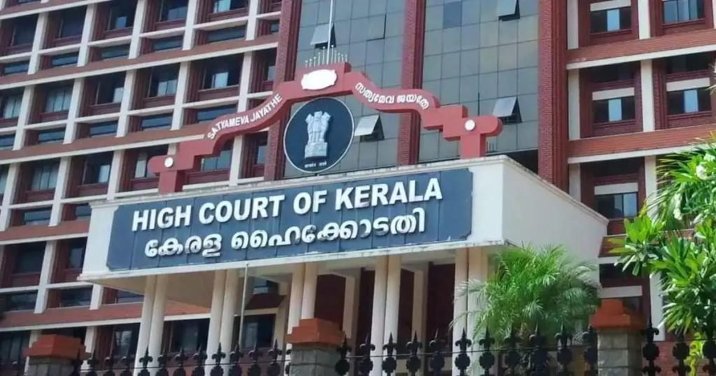പണമില്ലെന്ന് പറഞ്ഞ് ചികിത്സ നിഷേധിക്കരുത്; നിരക്കുകൾ പ്രദർശിപ്പിക്കണം: ആശുപത്രികൾക്ക് ഹൈക്കോടതിയുടെ കർശന നിർദേശം