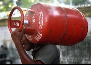 വീട്ടിൽ ഗ്യാസ് കണക്ഷൻ ഉണ്ടെങ്കിൽ നിങ്ങൾക്ക് ലഭിക്കുക 50 ലക്ഷം രൂപയുടെ ഇൻഷ്വറൻസ്, അറിയാത്ത ചില കാര്യങ്ങൾ