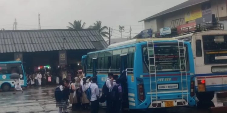 സുൽത്താൻ ബത്തേരി- എടക്കൽ റൂട്ടിലെ പ്രൈവറ്റ് ബസ് പണിമുടക്ക്: ചർച്ച ഇന്ന്