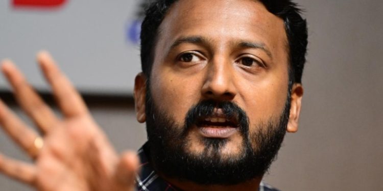 രാഹുലിന് കുരുക്ക്; മുഖ്യമന്ത്രിക്കു മുന്നിൽ പീഡന പരാതിയുമായി യുവതി, ചാറ്റും ശബ്ദരേഖയുമടക്കം കൈമാറി