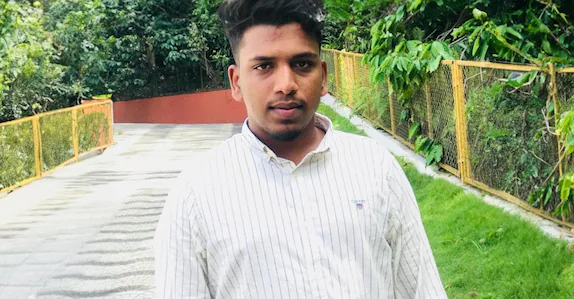 ഉറങ്ങുകയായിരുന്ന അനുജനെ വിളിച്ചുണർത്തി വെട്ടിക്കൊന്നു; പൊലീസിൽ കീഴടങ്ങി ജ്യേഷ്ഠൻ