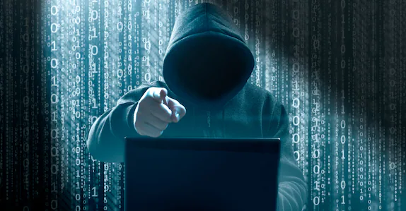 അബുദാബിയിൽ നിന്ന് നാട്ടിലെത്തിയത് ഈ മാസം; വെർച്വല് അറസ്റ്റിലാണെന്നു ഭീഷണി, വയോധിക ദമ്പതികൾക്ക് നഷ്ടമായത് 1.40 കോടി