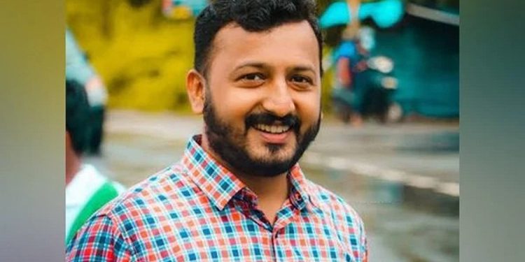 യുവതിക്കെതിരെ ഡിജിറ്റല്‍ തെളിവുകള്‍ കോടതിയില്‍ നല്‍കി രാഹുല്‍ മാങ്കൂട്ടത്തില്‍; നിര്‍ണായക നീക്കം