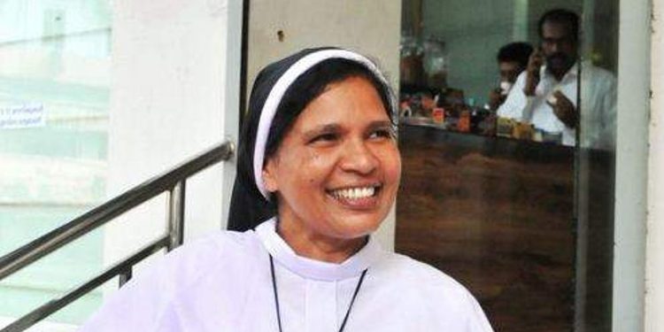 ലൈംഗികാതിക്രമത്തിനെതിരെ പോരാടിയ സിസ്റ്റര്‍ ലൂസി കളപ്പുര ഇനി അഭിഭാഷക, ഡിസംബറില്‍ എൻറോൾമെന്റ്