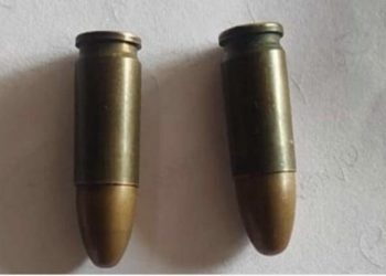 സ്കൂൾ വിദ്യാർഥിയുടെ ബാഗിൽ വെടിയുണ്ടകൾ; പോലീസ് അന്വേഷണം ആരംഭിച്ചു