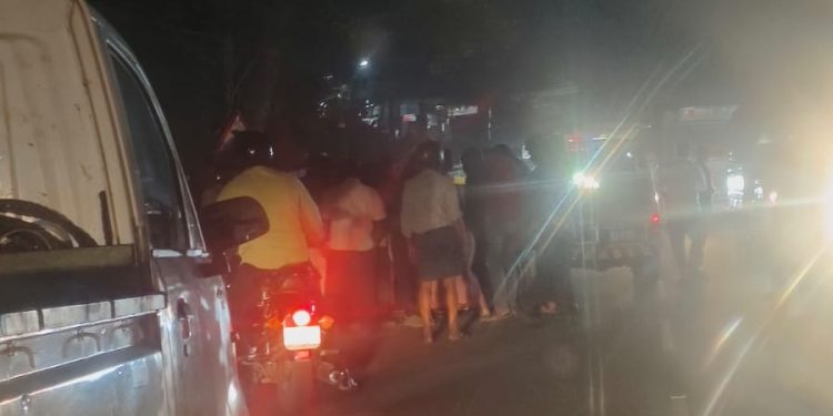 സ്കൂട്ടറും ബൈക്കും കൂട്ടിയിടിച്ച് രണ്ടുപേർക്ക് പരിക്ക്