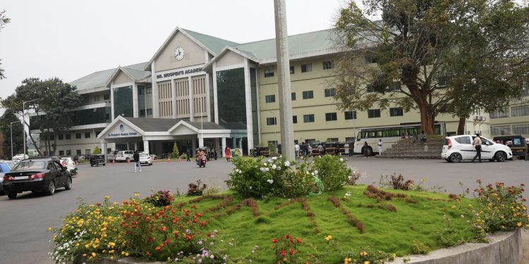 മെഡിക്കൽ പി ജി യിൽ 100 ശതമാനം വിജയം കൈവരിച്ച് ഡോ. മൂപ്പൻസ് മെഡിക്കൽ കോളേജ് വിദ്യാർത്ഥികൾ