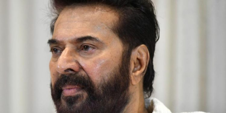 മമ്മൂട്ടിക്ക് ഇത്തവണയും തദ്ദേശ തിരഞ്ഞെടുപ്പിൽ വോട്ട് ചെയ്യാനാവില്ല