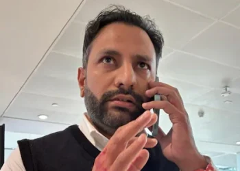 യാത്രക്കാരനെ പൈലറ്റ് ആക്രമിച്ചത് സിഐഎസ്എഫ് ഉദ്യോഗസ്ഥർ നോക്കിനിൽക്കെ; അക്രമം കണ്ടിട്ടും ഇടപെട്ടില്ലെന്ന് ആരോപണം