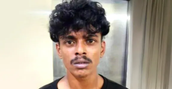 വീട്ടമ്മയെ ഉപദ്രവിച്ച കേസിൽ ഒന്നര മാസമായി ഒളിവിൽ, പുലർച്ചെ പെൺസുഹൃത്തിന്റെ വീട്ടിലെത്തി; പൊലീസിനെ ആക്രമിക്കാൻ ശ്രമം