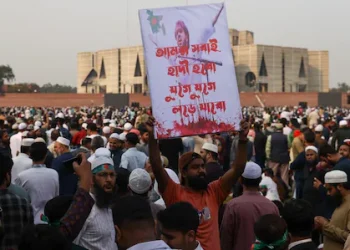 ഉസ്മാൻ ഹാദിയുടെ കൊലപാതകം, ബംഗ്ലദേശ് കത്തുന്നു