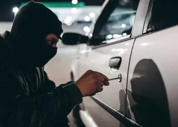 ഒബിഡി പോർട്ടിലൂടെ ഡ്യൂപ്ലിക്കറ്റ് കീ, ഏത് കാറും മോഷ്ടിക്കും രണ്ടാഴ്ചയ്ക്കകം വിൽക്കും