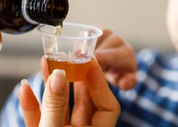 കുട്ടികൾക്ക് മരുന്ന് കൊടുക്കുമ്പോൾ കരുതൽ വേണം, ഡോസ് അമിതമായാൽ അപകടമെന്ന് ഡോക്ടർ