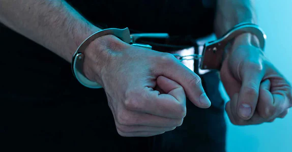 മർദനത്തെത്തുടർന്ന് വിദ്യാർഥിനിയുടെ ആത്മഹത്യാശ്രമം; പിതാവ് കസ്റ്റഡിയിൽ