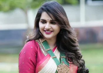 ജയിലിൽ ഏകാന്തതയെന്ന് നടി പവിത്ര; ടിവിയും പത്രവും പുസ്തകങ്ങളും അനുവദിച്ച് കോടതി