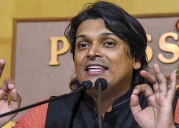 ലാപ്ടോപ്പിൽ പരാതിക്കാരിയുടെ ചിത്രം; സ്ഥിരം കുറ്റക്കാരനെന്ന് പ്രോസിക്യൂഷൻ, രാഹുൽ ഈശ്വർ റിമാൻഡിൽ