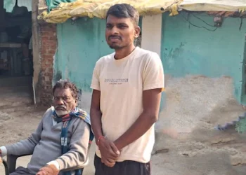 1 ലക്ഷം രൂപ കടം വാങ്ങി, പലിശയടക്കം 74 ലക്ഷം നൽകണം; സ്വന്തം കിഡ്നി വിറ്റ് കർഷകൻ