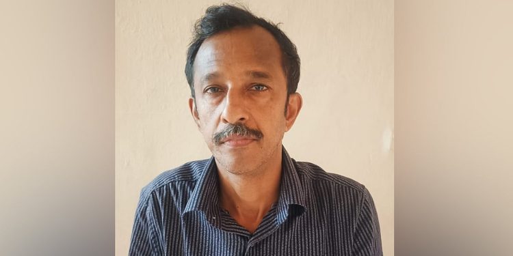 മന്ത്രി റിയാസിന്റെ അഡീഷണല് പ്രൈവറ്റ് സെക്രട്ടറിയെന്ന് പരിചയപ്പെടുത്തി; പണം തട്ടാന് ശ്രമിച്ചയാള് അറസ്റ്റില്