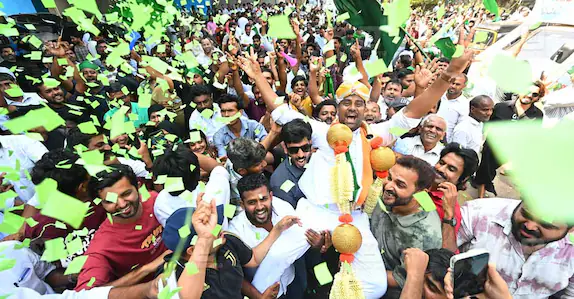 തദ്ദേശ സ്ഥാപനങ്ങളിലേക്കുള്ള അംഗങ്ങളുടെ സത്യപ്രതിജ്ഞ ഇന്ന്