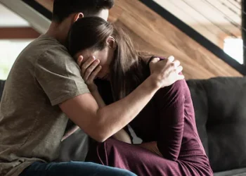 52-ാം വയസ്സിൽ ഡേറ്റിങ് ആപ്പിൽ ചേരാനുള്ള മോഹം അതിമോഹമായി; അരക്കോടി പോയികിട്ടി