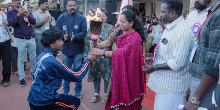 സംസ്ഥാന ടെക്നിക്കൽ ഹൈസ്കൂൾ കായികമേളയ്ക്ക് തിരിതെളിഞ്ഞു