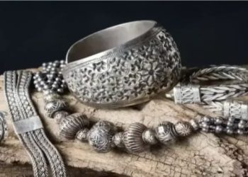 വെള്ളി ആഭരണങ്ങളിൽ ഹാൾമാർക്കിങ് നിർബന്ധമാക്കുന്നു