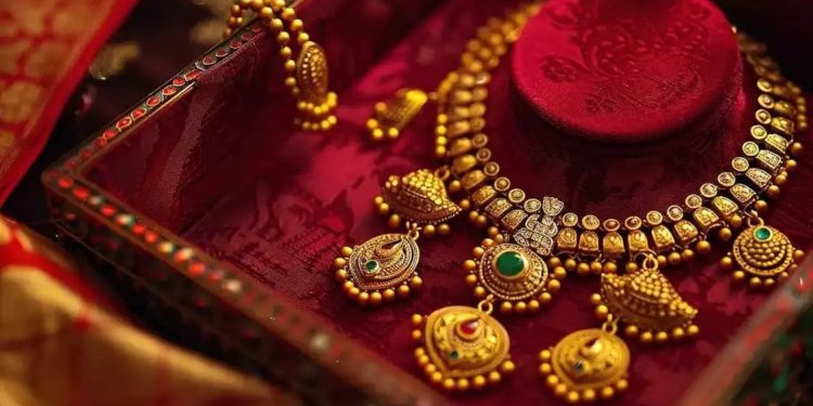 സംസ്ഥാനത്ത് സ്വര്‍ണ വില റെക്കോഡില്‍