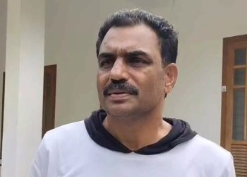 സിപിഎമ്മിൽ പൊട്ടിത്തെറി; വയനാട് ജില്ലയിലെ മുതിർന്ന നേതാവ് എവി ജയന്‍ പാർട്ടി വിട്ടു