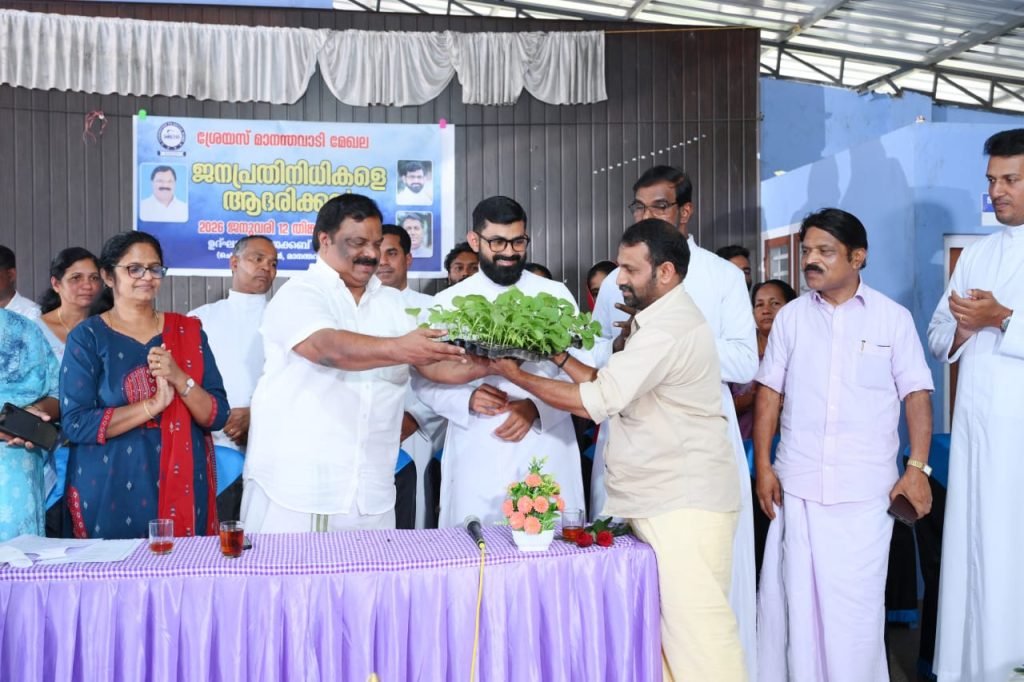 ജനപ്രതിനിധികൾക്ക് സ്വീകരണം