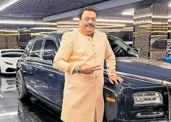 ബിസിനസ് വിപുലീകരിക്കാൻ പാർട്ടി, അന്നെത്തിയ സിനിമാതാരങ്ങളും നിരീക്ഷണത്തില്‍; കേന്ദ്ര ഏജൻസികൾ റോയിയെ എന്തിന് പിന്തുടർന്നു?