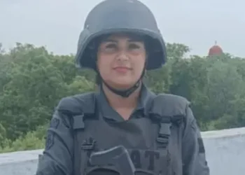 പോലീസ് കമാൻഡോയെ ഭർത്താവ് ഡംബൽ കൊണ്ട് അടിച്ചുകൊന്നു; മരണസമയത്ത് യുവതി നാലുമാസം ഗർഭിണി