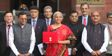 ആഞ്ഞുവലിച്ചാൽ പോക്കറ്റും കീറും; സിഗററ്റിന് പുതിയ നികുതി ചുമത്തി