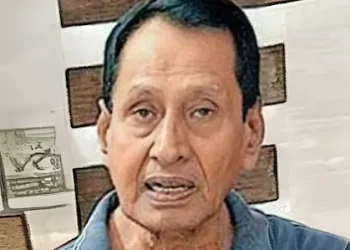 കുടുംബവഴക്ക്, മകന്റെ ഭാര്യയെ വടിവാൾ കൊണ്ട് വെട്ടി; പിന്നാലെ എലിവിഷം കഴിച്ചു ജീവനൊടുക്കി 75കാരൻ