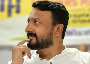 ‘രാഹുൽ സ്ഥിരം കുറ്റവാളി; നിരവധി വീട്ടമ്മമാരെയും യുവതികളെയും ദുരുപയോഗം ചെയ്തു, അതിജീവിതയെ ഭീഷണിപ്പെടുത്താൻ സാധ്യത’