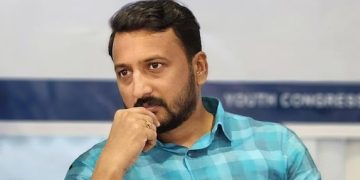 ഹോട്ടലിൽ യുവതിയുമായി വന്നു, ഒരു മണിക്കൂർ ചെലവഴിച്ചു; സമ്മതിച്ച് രാഹുൽ, മുറിയും തിരിച്ചറിഞ്ഞു