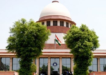 കടിക്കാതിരിക്കാന്‍ ഇനി കൗണ്‍സലിങ് നല്‍കാം; തെരുവുനായകള്‍ക്ക് ഏത് മൂഡ് എന്ന് എങ്ങനെ അറിയും?, പരിഹാസവുമായി സുപ്രീം കോടതി