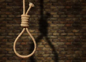 കൈ കാണിച്ചിട്ടും നിർത്തിയില്ല; കെഎസ്ആർടിസി ബസിനു കല്ലെറിഞ്ഞ കേസിലെ പ്രതി തൂങ്ങിമരിച്ചനിലയിൽ