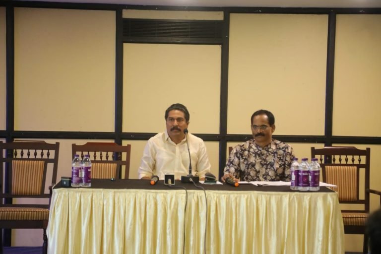 ലൈഫ് ലൈന്‍ ഗ്രീന്‍ സിറ്റി ട്രസ്റ്റ് ടൗണ്‍ഷിപ്പ് പദ്ധതിഡോ. പി.പി വിജയനെതിരെയുള്ള കേസ് കെട്ടിച്ചമച്ചതെന്ന് നിക്ഷേപകര്‍