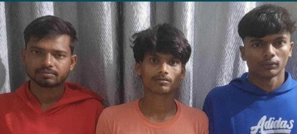 കഞ്ചാവുമായി യുവാക്കൾ പിടിയിൽ