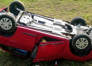 വാഹനാപകടത്തിൽ മൂന്ന് പേർക്ക് പരിക്ക്