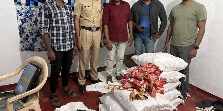 വൻ ഹാൻസ് ശേഖരം പിടികൂടി