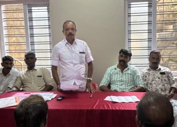 സ്‌കൂൾ ബസ് ഡ്രൈവർമാരുടെ അടിസ്‌ഥാന ശമ്പളം 15,000 ആക്കണം